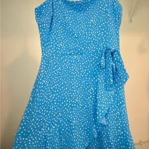 Casual Blue and White A-Line Dress with Asymmetrical Neckline